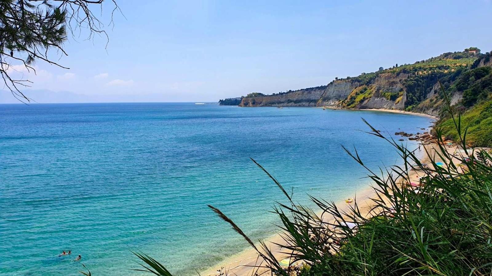 De La Plage Hotel Koroni Екстер'єр фото