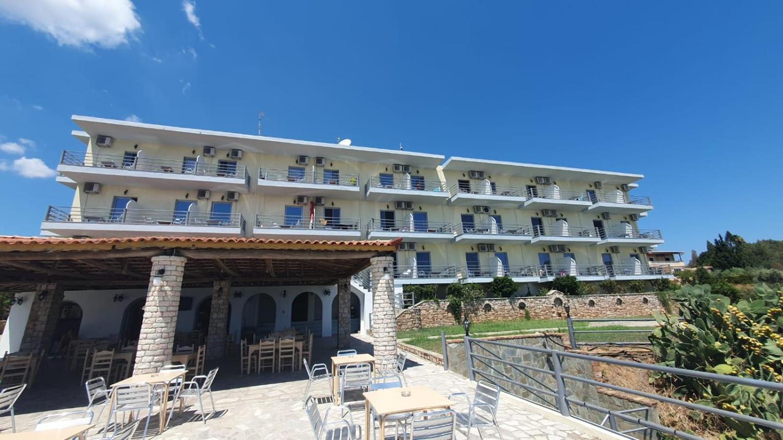 De La Plage Hotel Koroni Екстер'єр фото