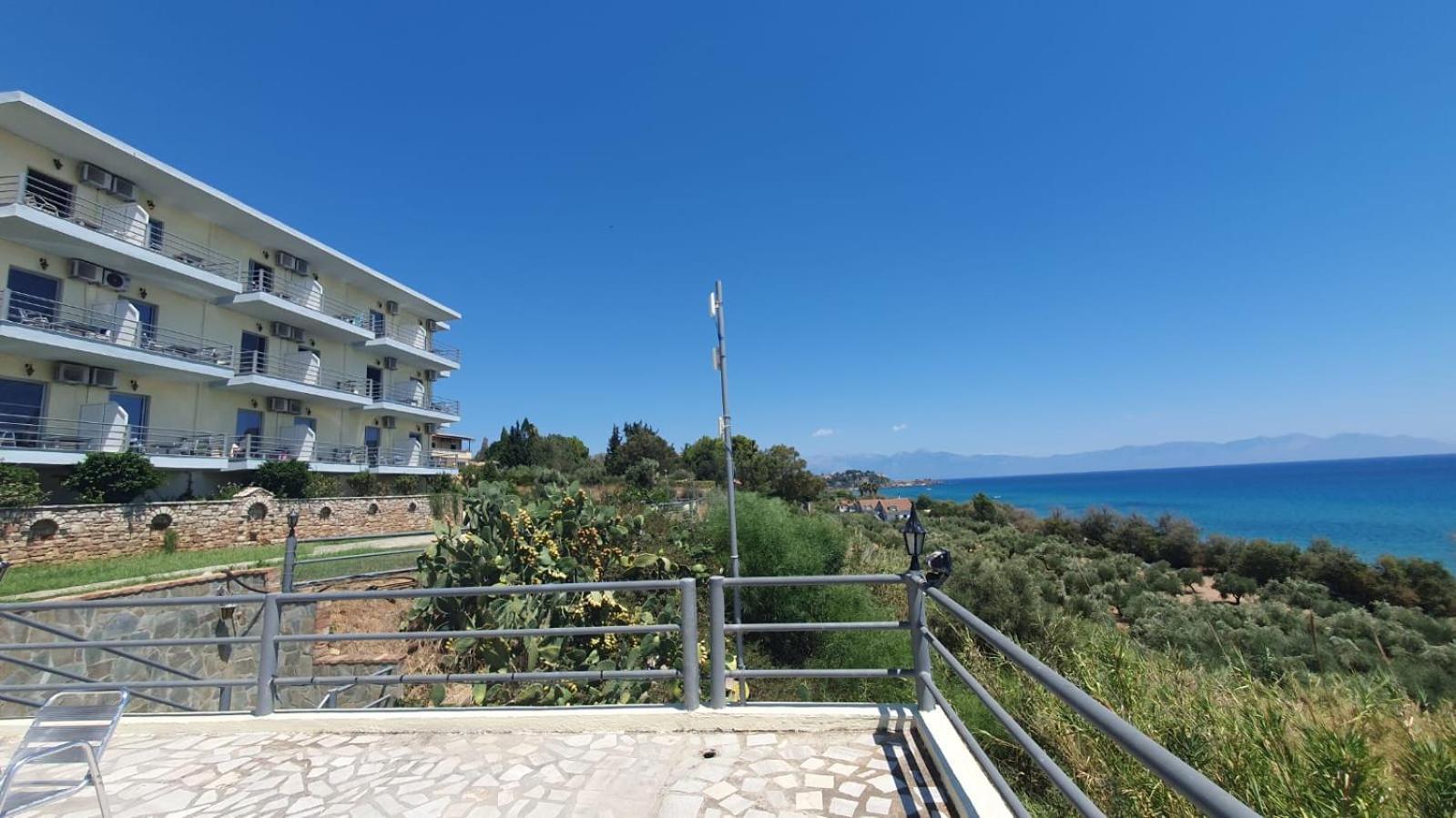 De La Plage Hotel Koroni Екстер'єр фото