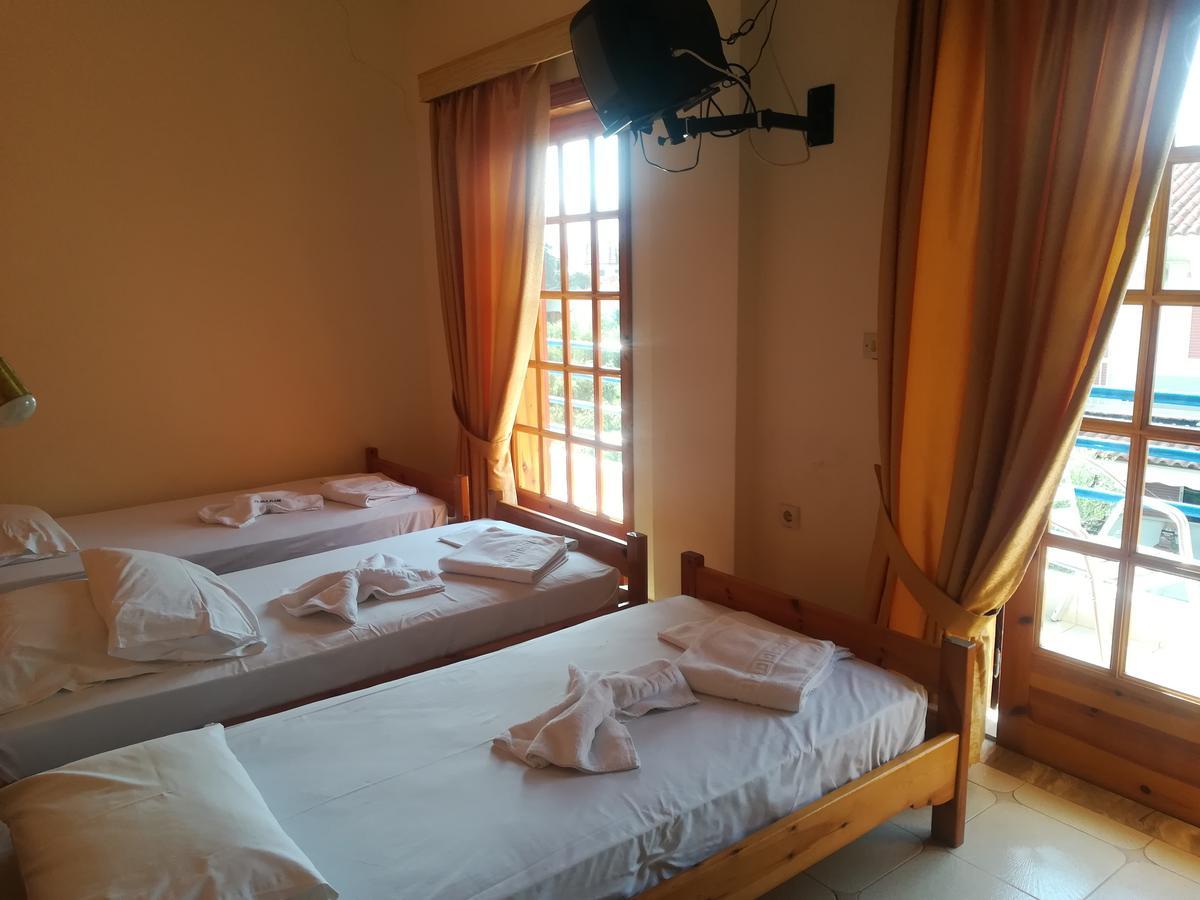 De La Plage Hotel Koroni Екстер'єр фото
